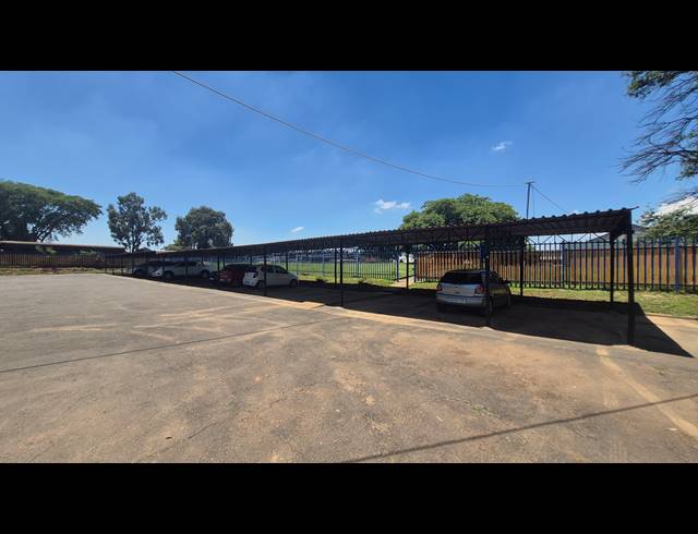 8,000M² VACANT LAND TO LET IN ANDERBOLT